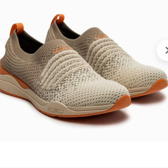 Kuru Stride Sneakers - Picture 1 of 8